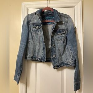 Aeropostale Seriously Stretchy Medium Wash Denim Jacket